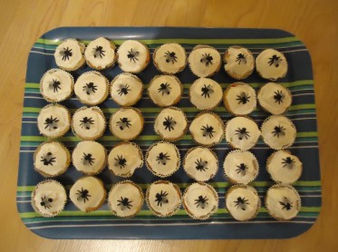 The 10 Plagues of Egypt Fly Cupcakes Recipe