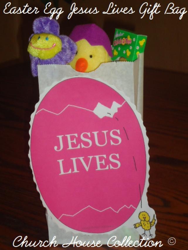 Easter Egg Jesus Lives Gift Bag For Kids Idea by ChurchHouseCollection.com Jesus Lives Craft Gift Bag Idea Chicks, Flowers, Chocolate Chicks