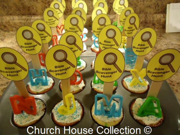 Bible Scavenger Hunt Cupcakes