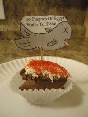 The 10 Plagues of Egypt Water To Blood Cupcake Recipe