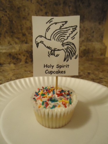 Holy Spirit Cupcakes, Bible Cupcakes