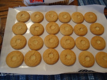 David and Goliath Stone Cookies