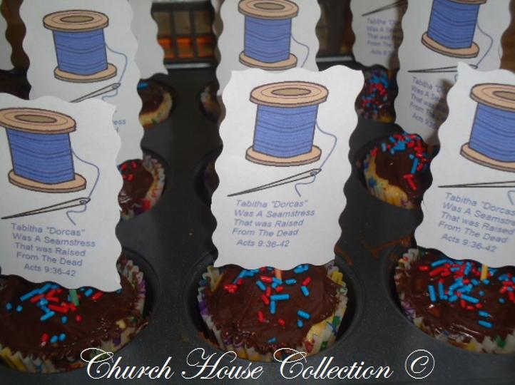 Needle And Thread Cupcakes